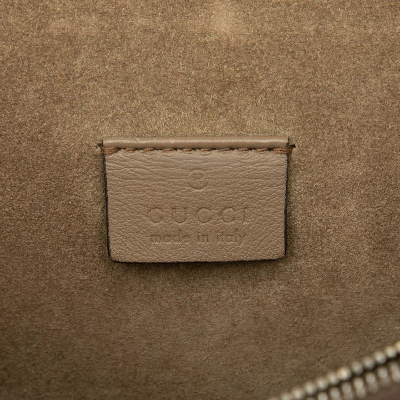 Gucci Medium GG Supreme Dionysus Shoulder Bag Bruin