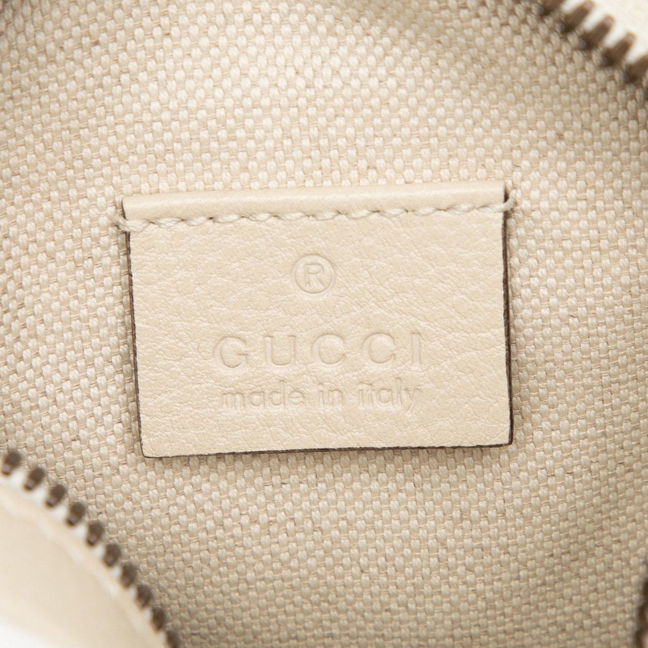 Gucci Mini Grained Calfskin Logo Crossbody Wit