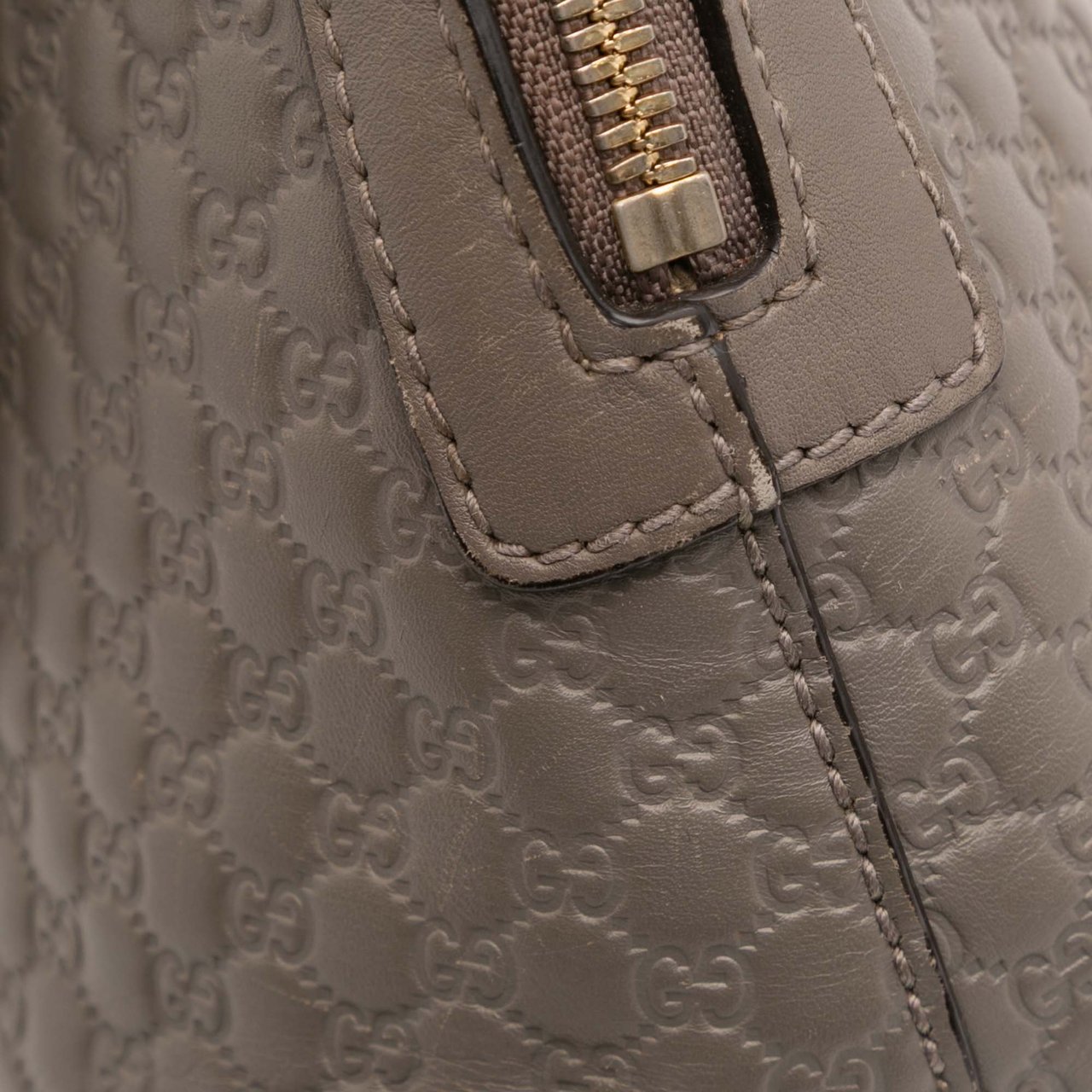 Gucci Mini Microguccissima Dome Satchel Grijs