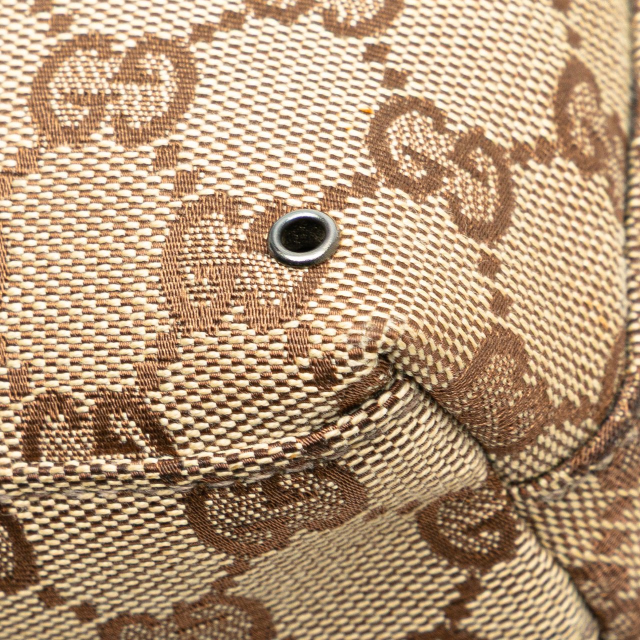 Gucci GG Canvas Jackie Belt Bag Bruin