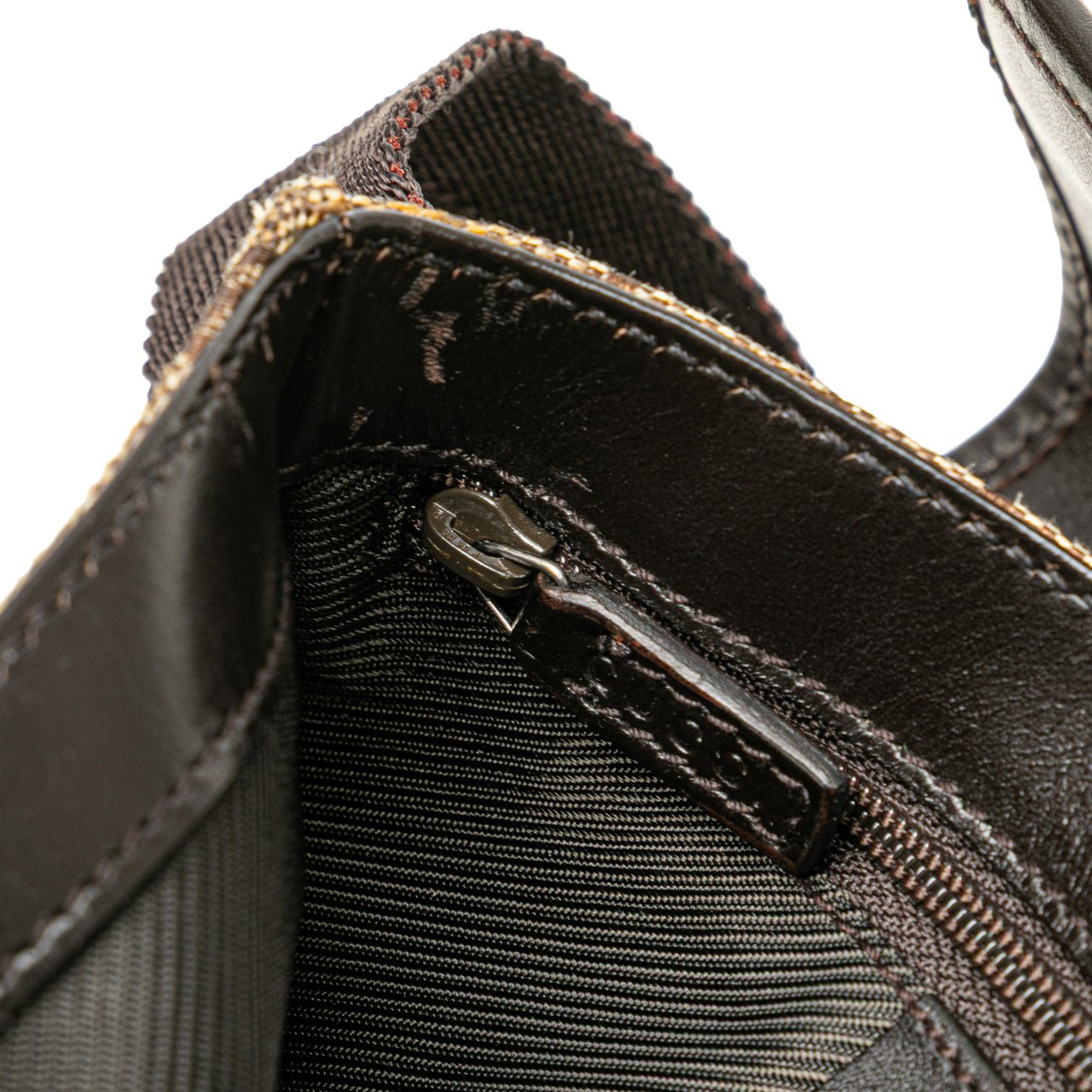 Gucci GG Canvas Jackie Belt Bag Bruin