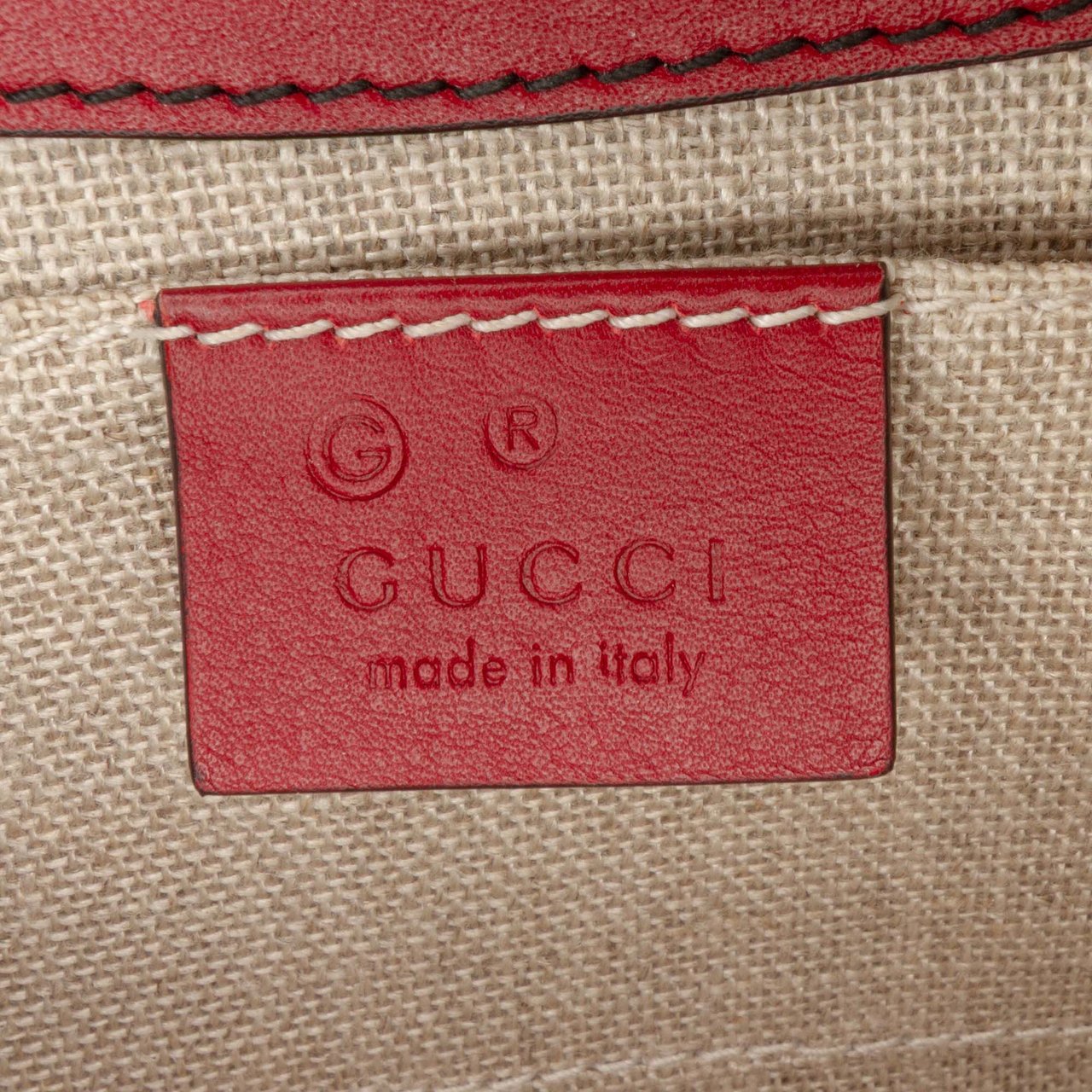 Gucci Mini Microguccissima Emily Crossbody Rood