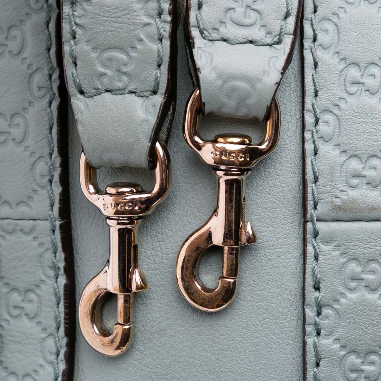 Gucci Small Microguccissima Trimmed Leather Joy Boston Bag Blauw