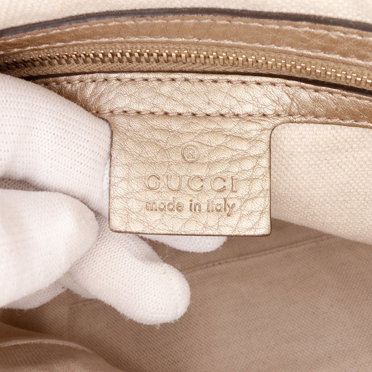 Gucci Leather Bella Satchel Goud