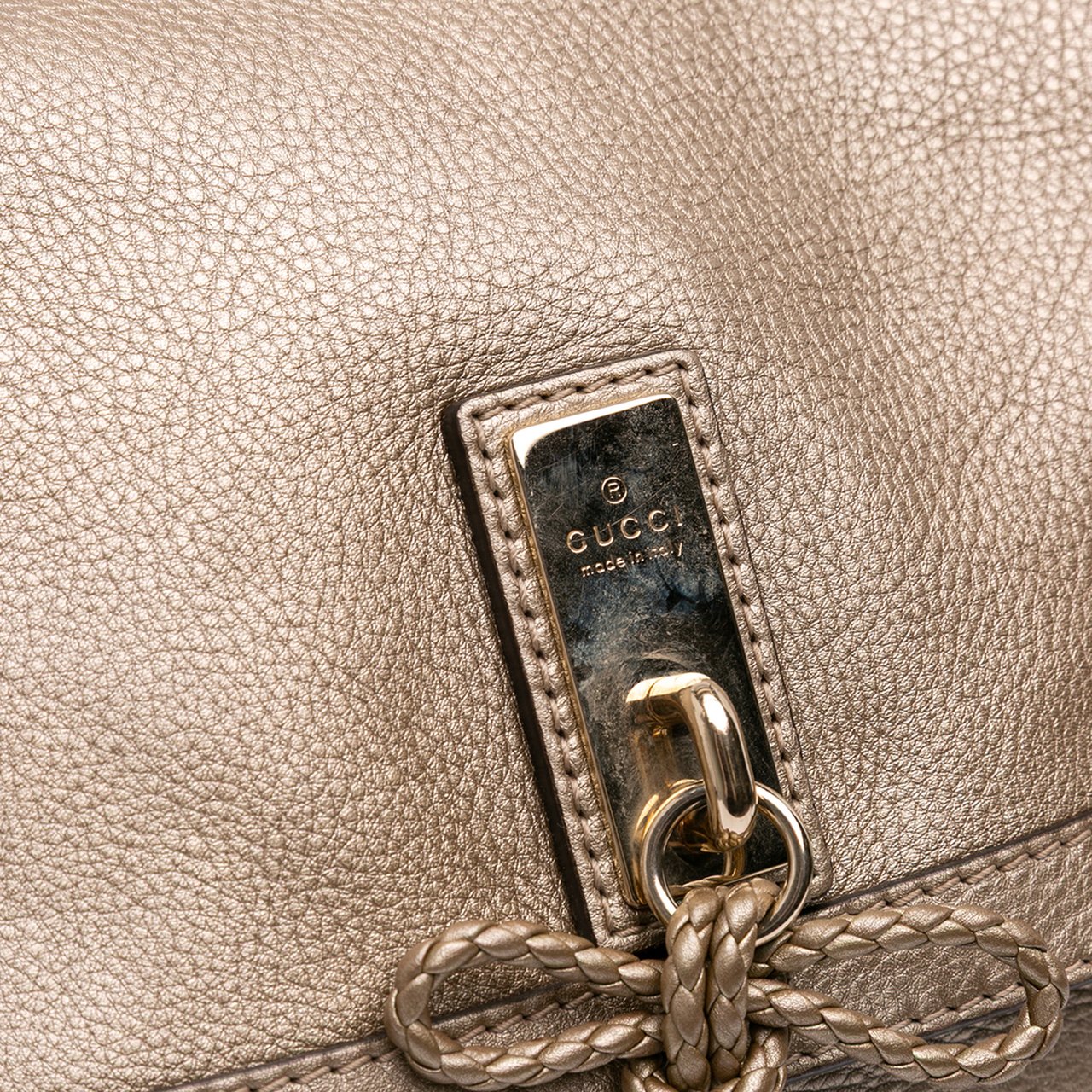 Gucci Leather Bella Satchel Goud