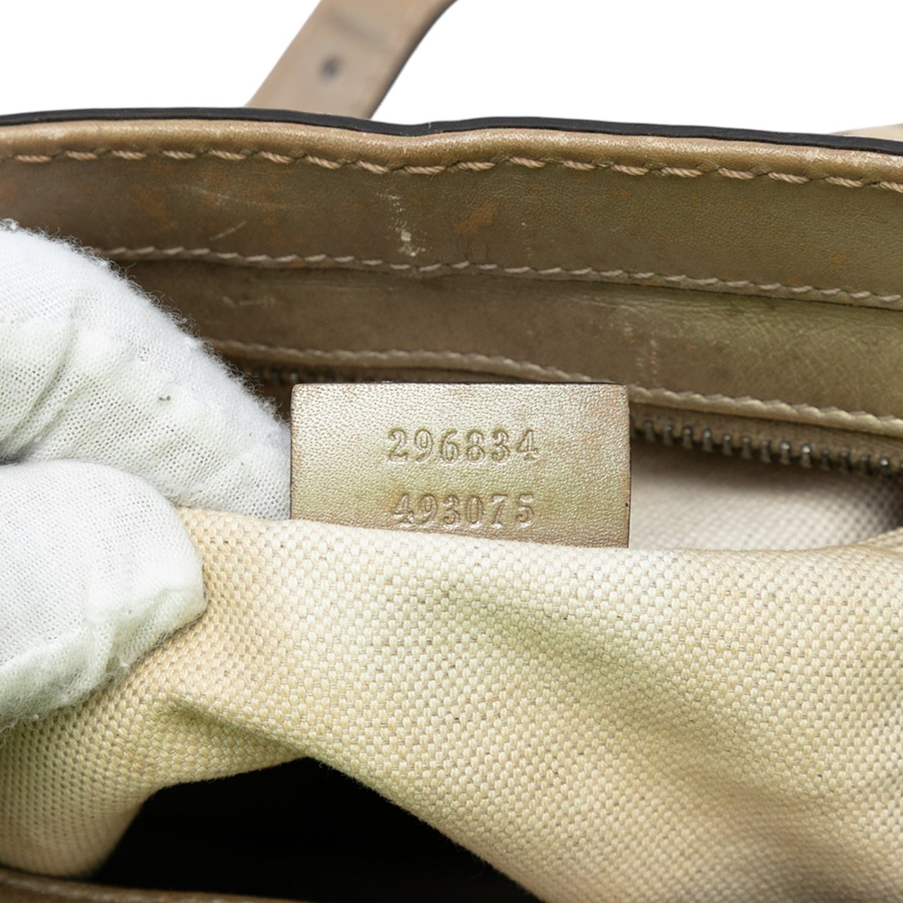 Gucci GG Canvas Sukey Crossbody Bruin