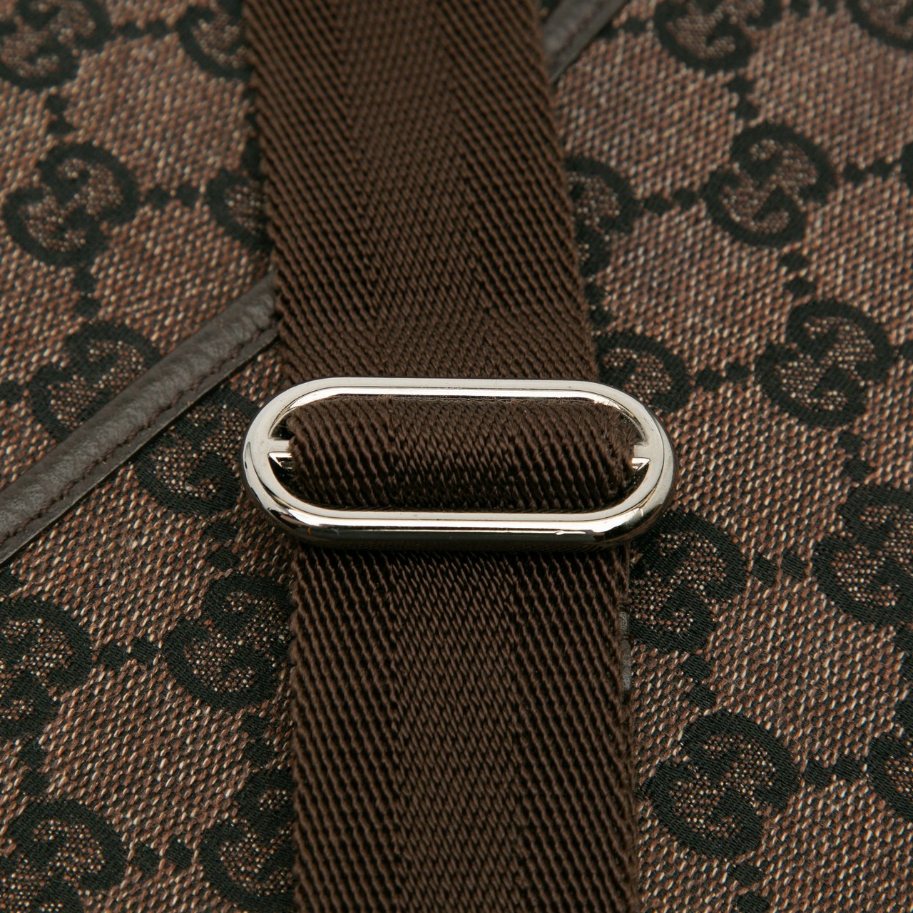 Gucci GG Canvas Crossbody Bruin