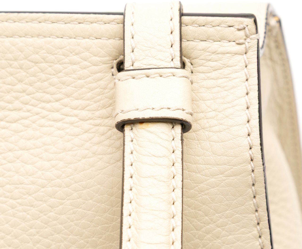 Gucci Medium Leather Bamboo Daily Crossbody Bruin