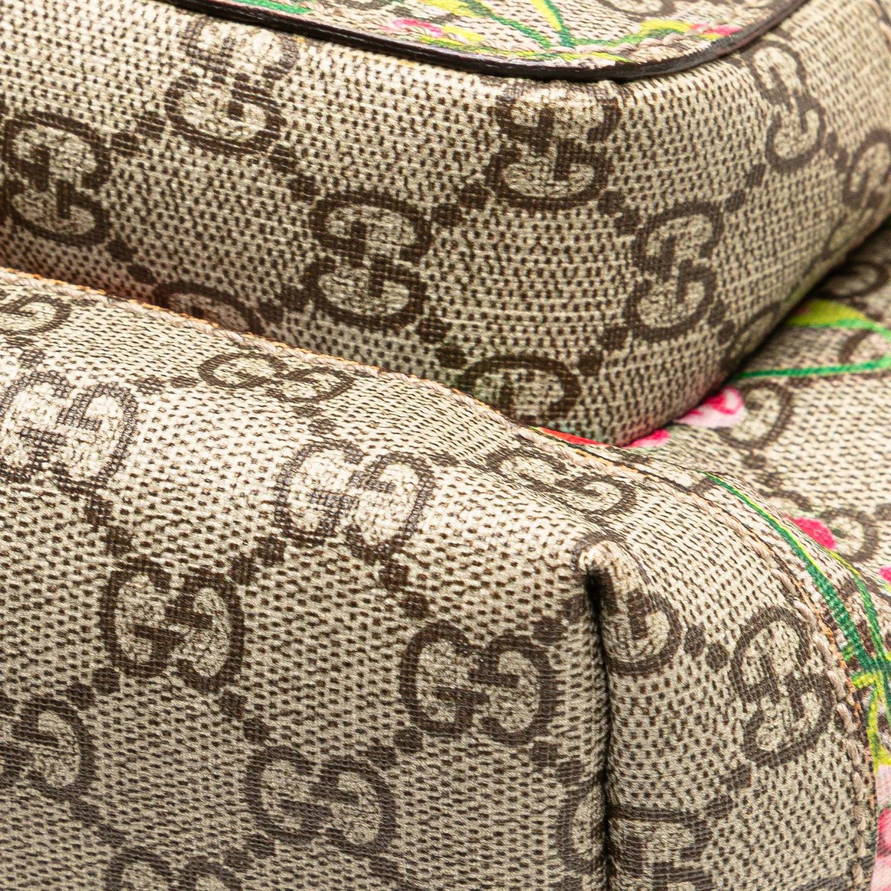 Gucci Small GG Supreme Blooms Single Buckle Backpack Bruin