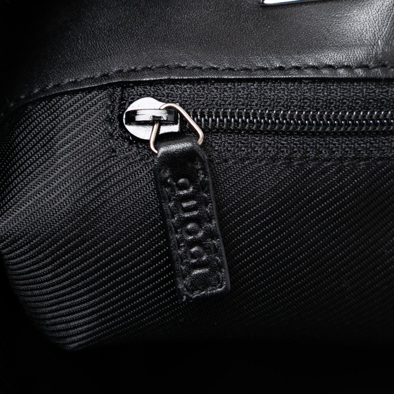 Gucci GG Canvas Web Tote Zwart