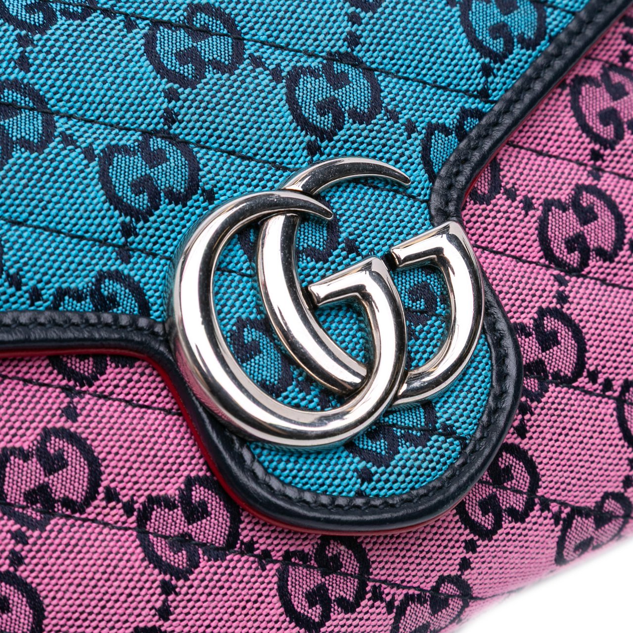 Gucci GG Marmont Matelasse Diagonal Canvas Chain Wallet Roze