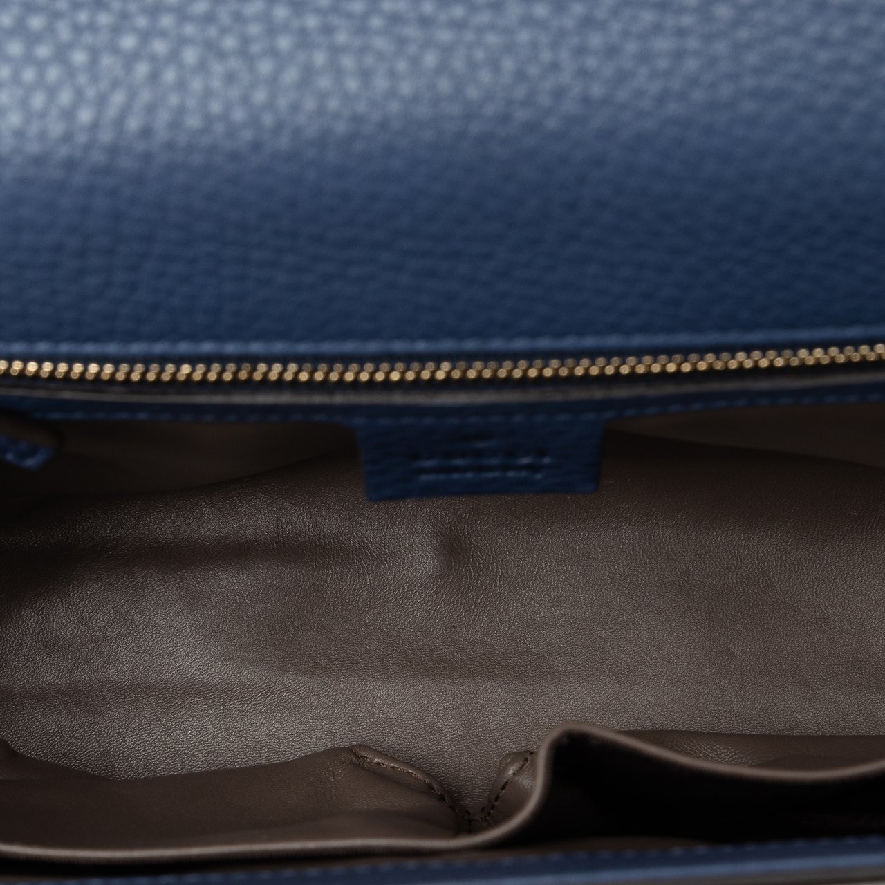 Gucci Medium Miss Bamboo Leather Crossbody Blauw