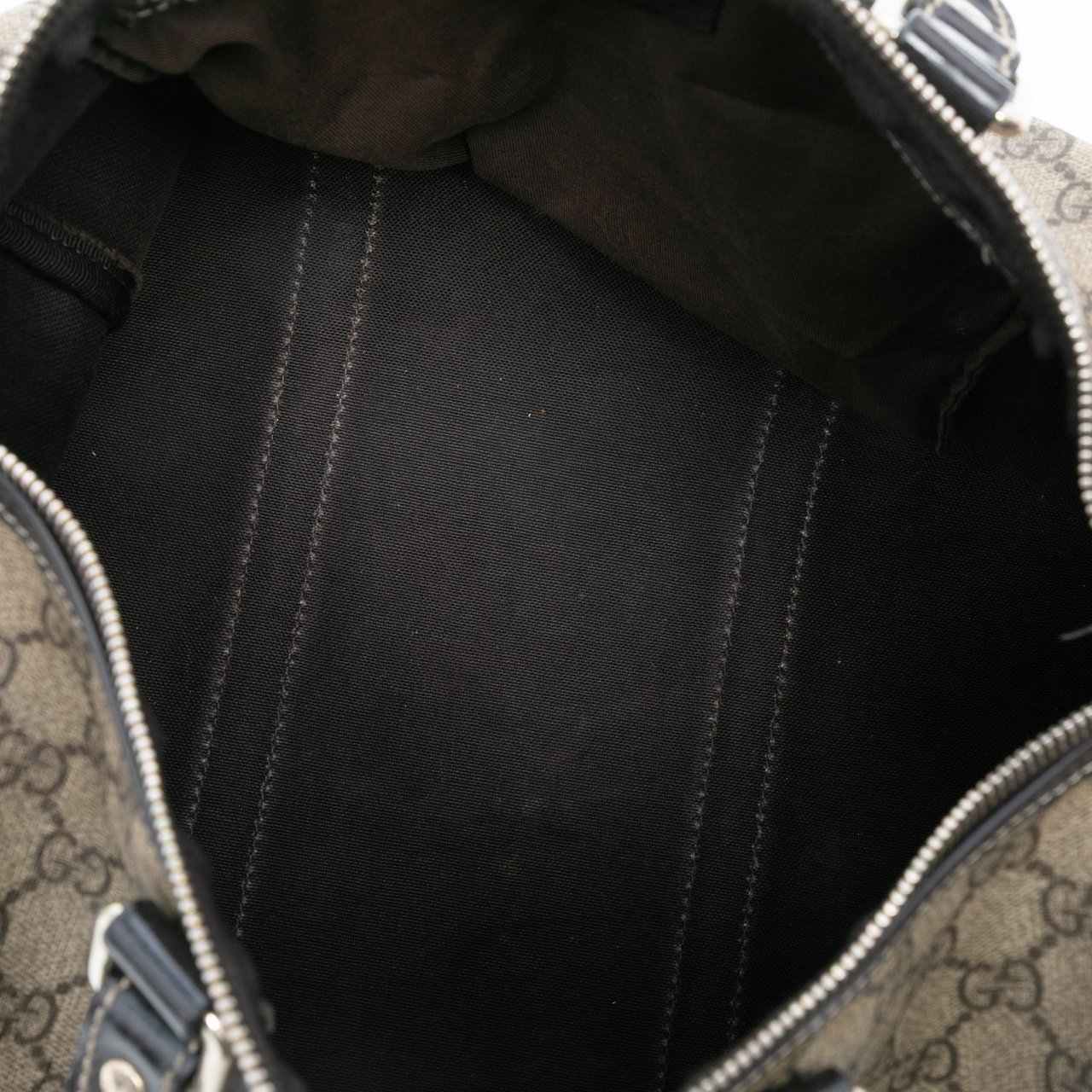 Gucci Medium GG Supreme Joy Boston Bag Bruin