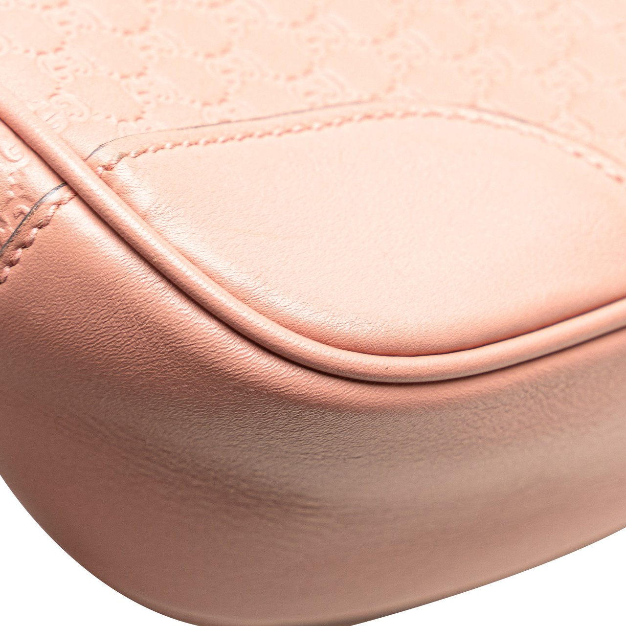 Gucci Microguccissima Bree Crossbody Roze