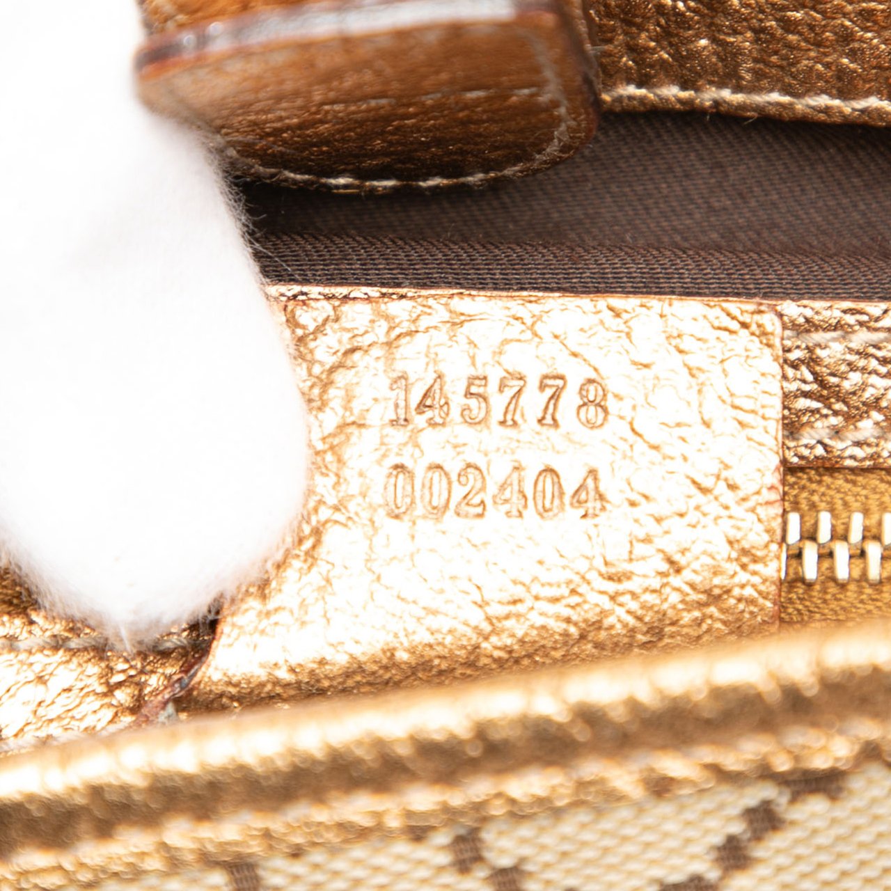 Gucci GG Canvas Punch Shoulder Bag Bruin