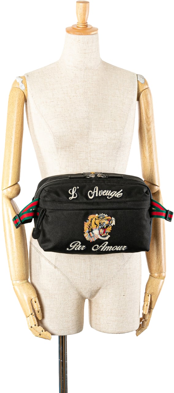 Gucci Techno Canvas Web L Aveugle Par Amour Embroidered Belt Bag Zwart
