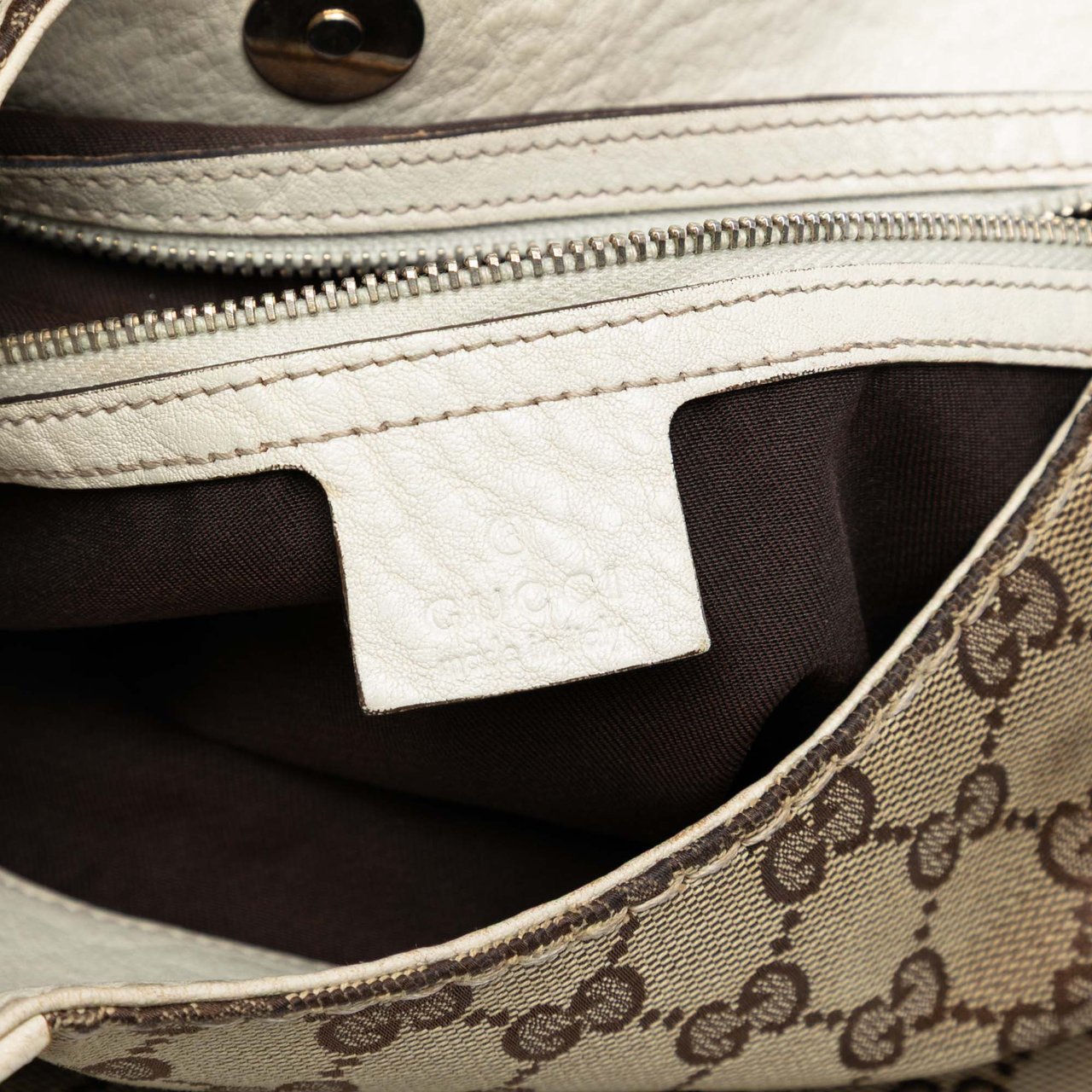 Gucci GG Canvas Charlotte Crossbody Bruin