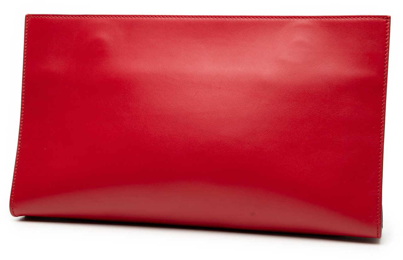 Gucci Embossed Leather Logo Clutch Rood