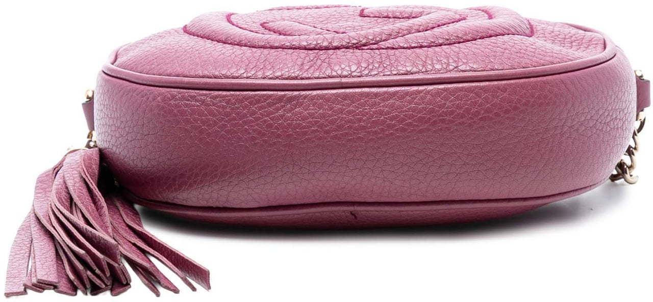 Gucci Mini Pebbled Calfskin Soho Chain Crossbody Roze