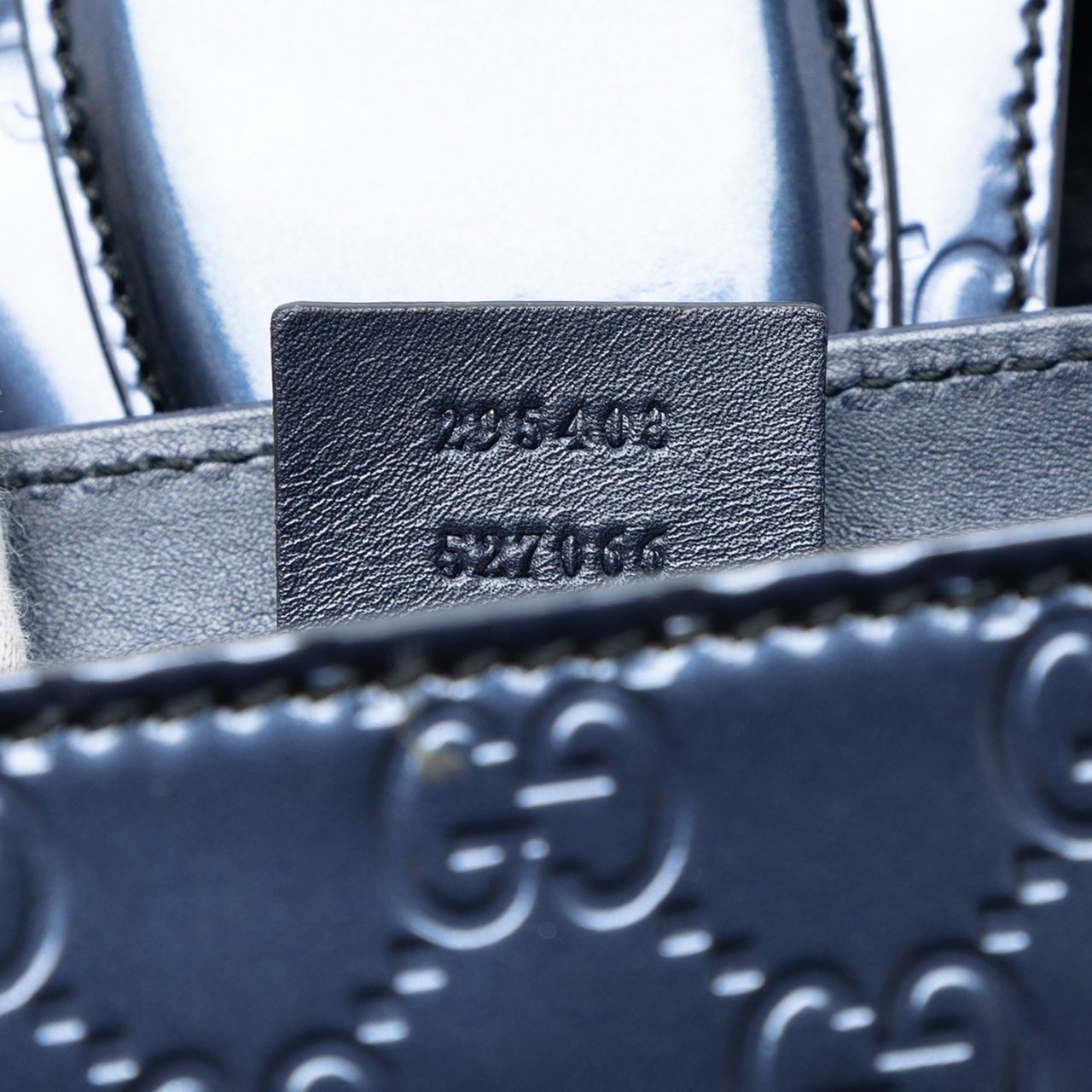 Gucci Large Patent Guccissima Emily Shoulder Bag Blauw