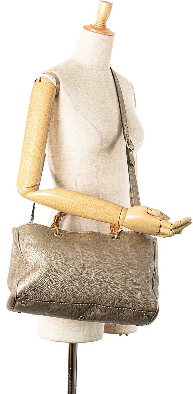 Gucci Medium Calfskin Bamboo Shopper Satchel Goud