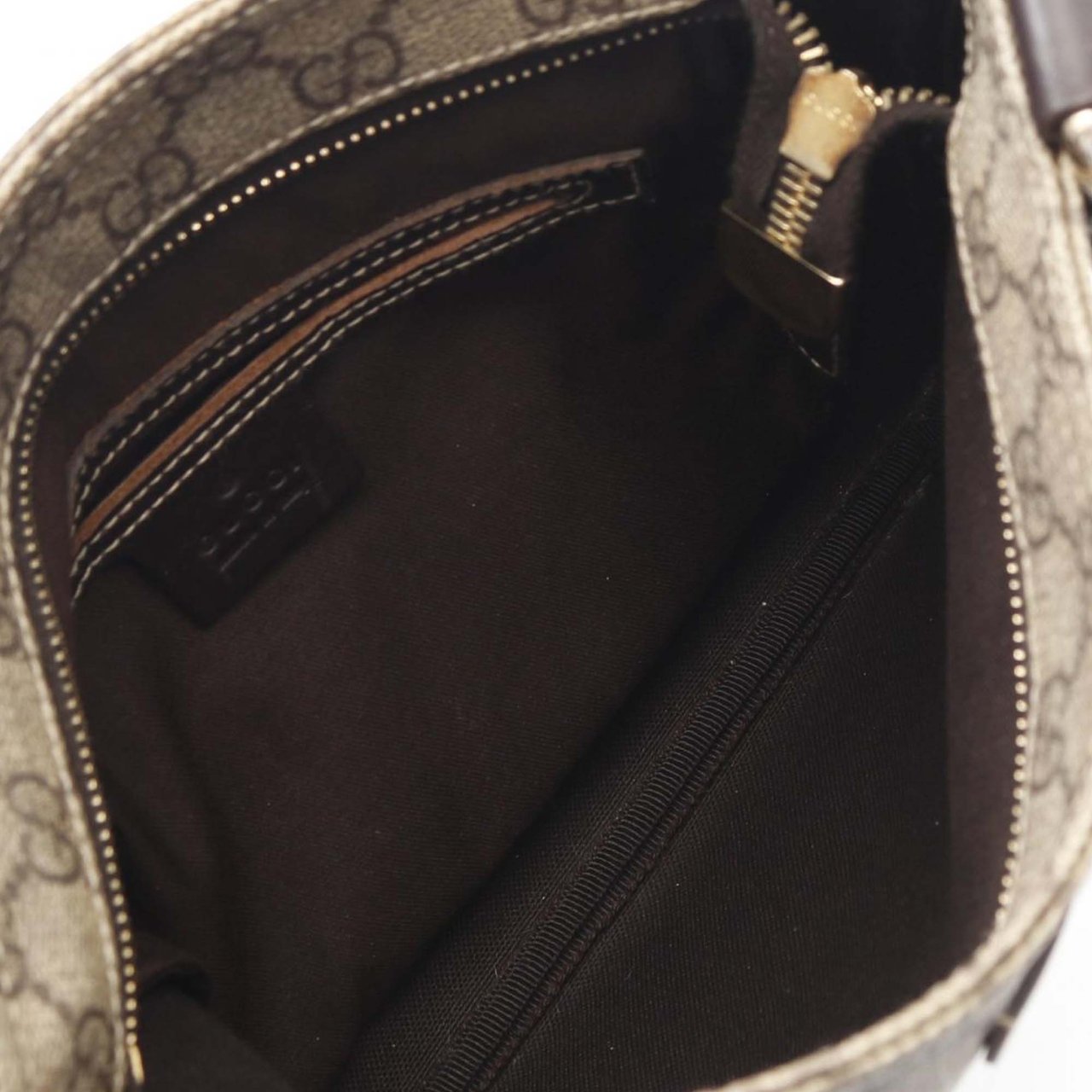 Gucci GG Supreme Crossbody Bruin