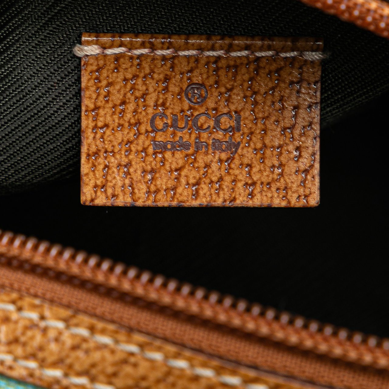 Gucci GG Canvas Pouch Blauw