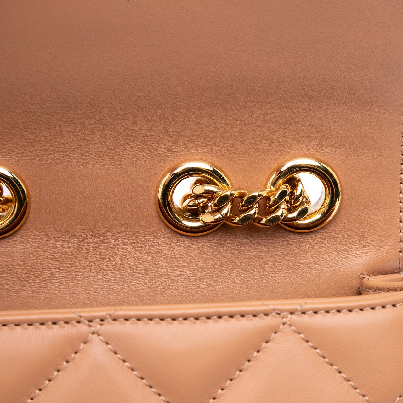 Gucci Mini Leather Deco Chain Shoulder Bag Bruin
