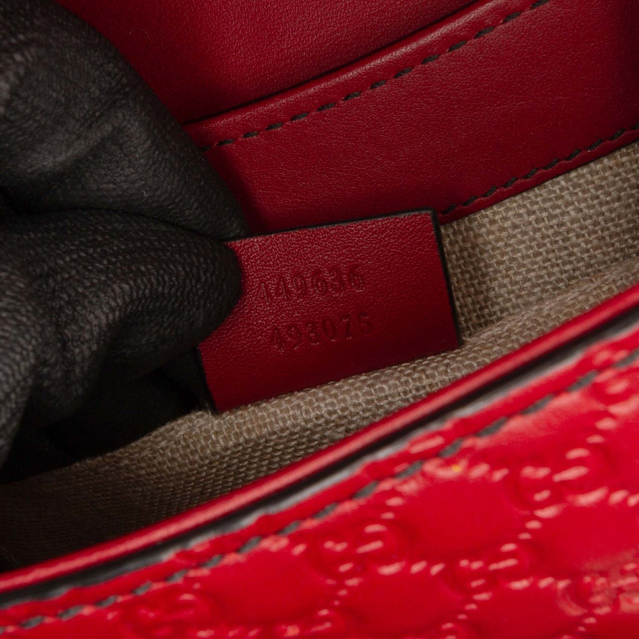 Gucci Mini Microguccissima Emily Crossbody Rood