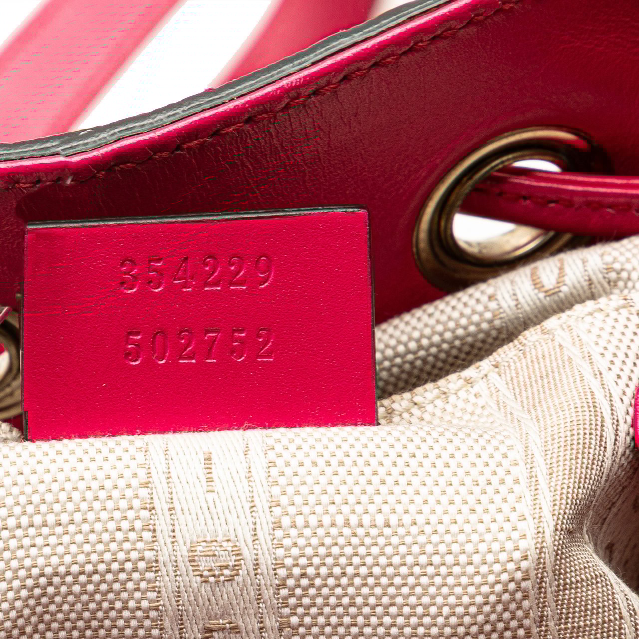 Gucci Diamante Leather Bright Bucket Bag Roze