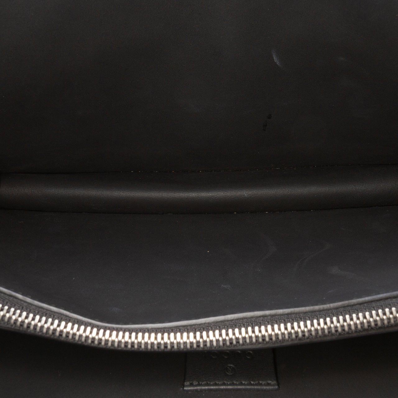 Gucci Small Velvet Dionysus Shoulder Bag Zwart