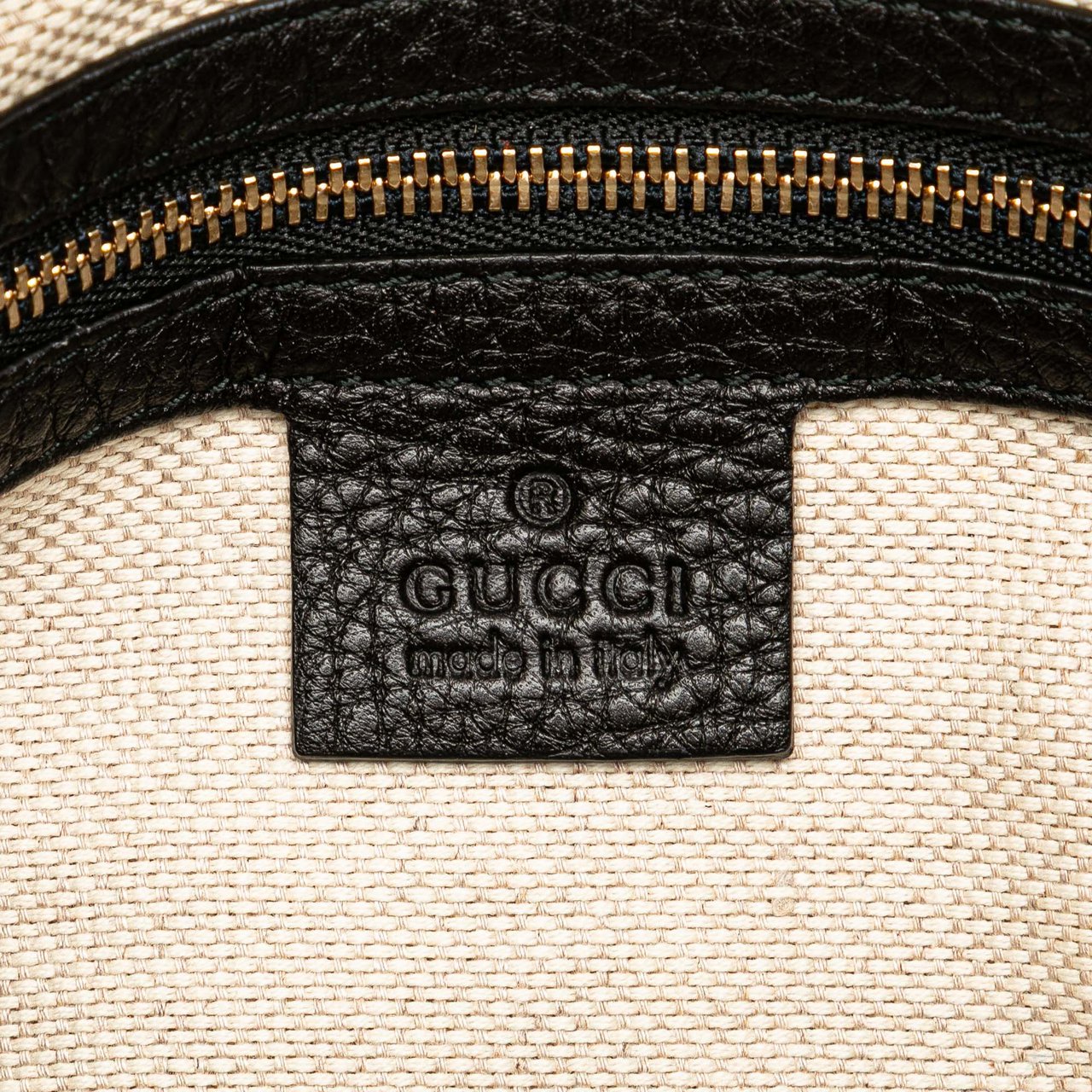 Gucci Medium Pebbled Calfskin Soho Boston Bag Zwart