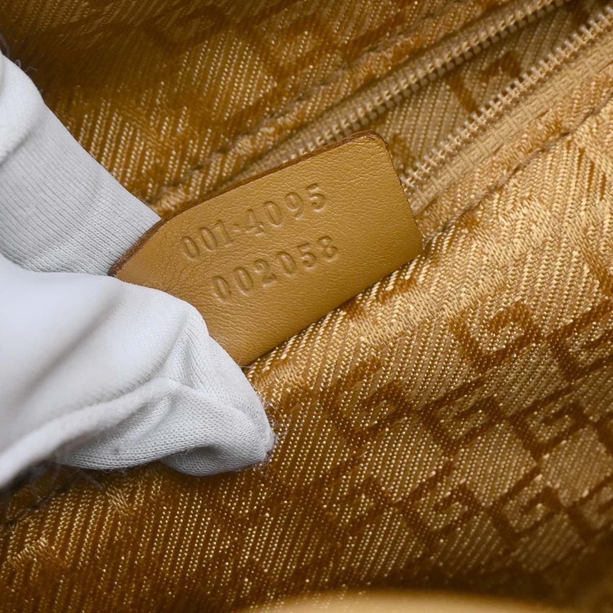 Gucci Gucci Diana Bamboo Shoulder Bag Leather Medium Bruin