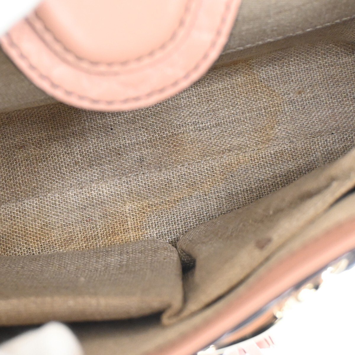 Gucci Gucci Emily Chain Flap Bag Microguccissima Leather Medium Roze