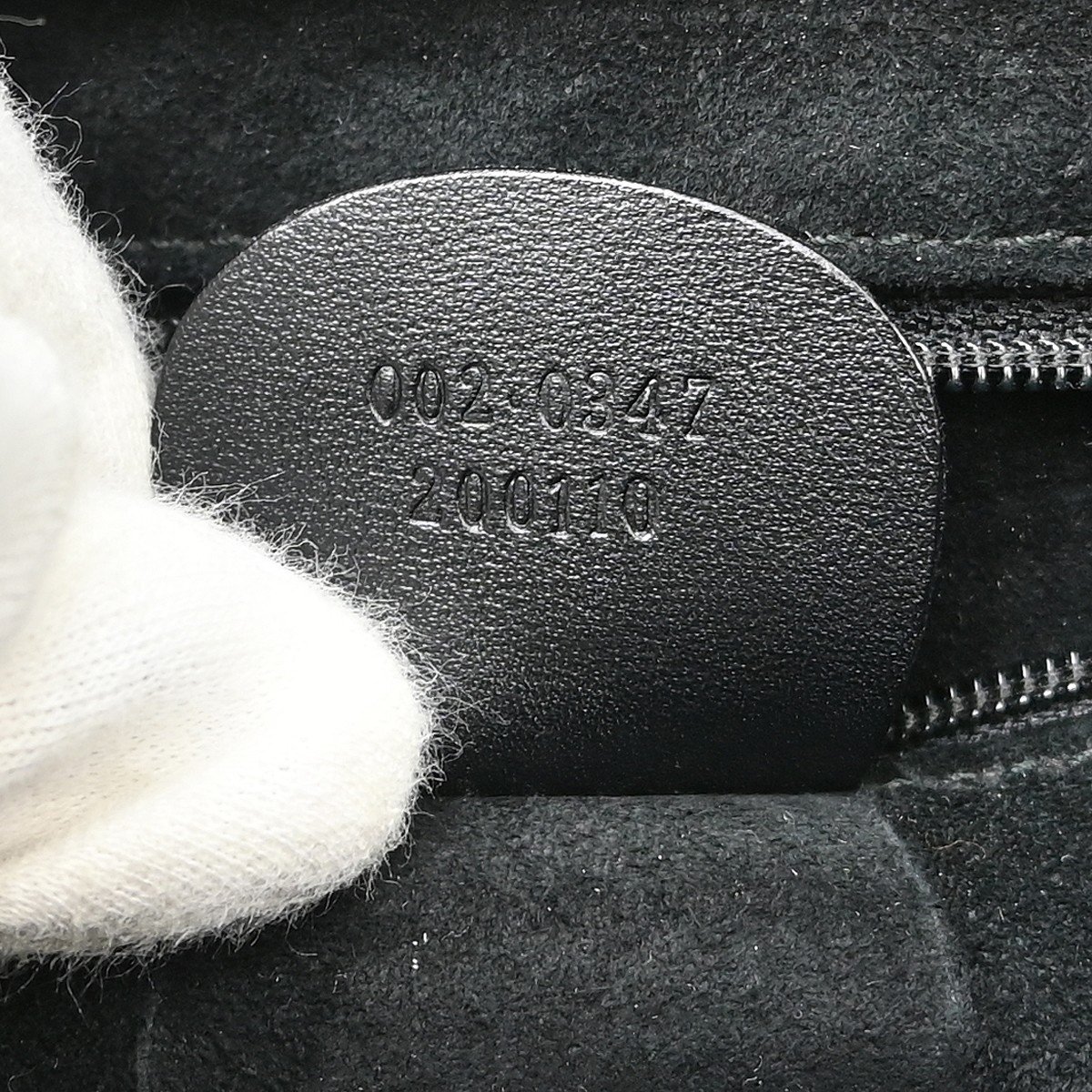 Gucci Vintage square G Leather Zwart