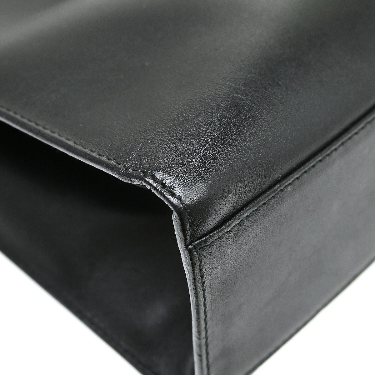 Gucci Vintage square G Leather Zwart