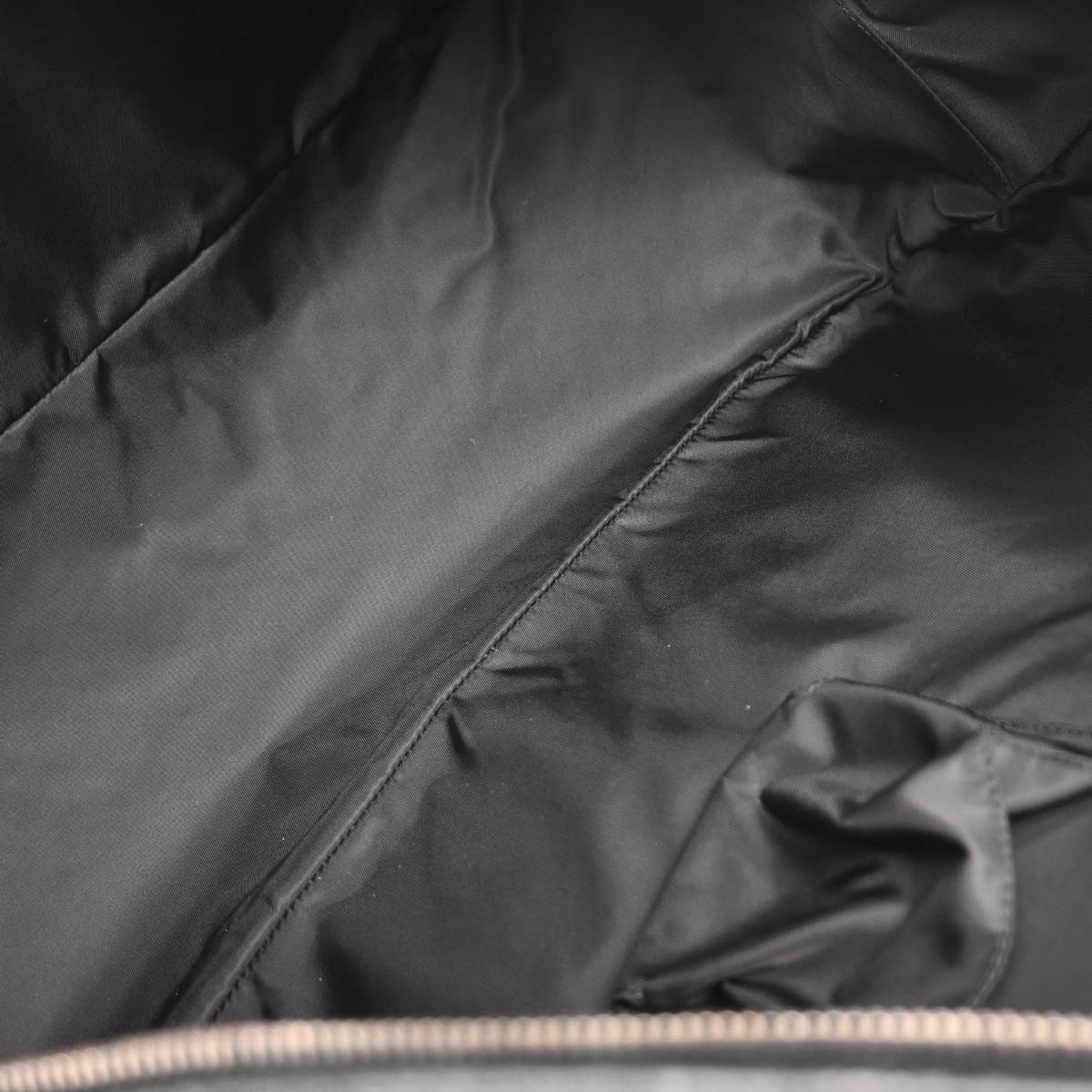 Gucci Gucci Vintage Duffle Bag GG Coated Canvas Large Zwart