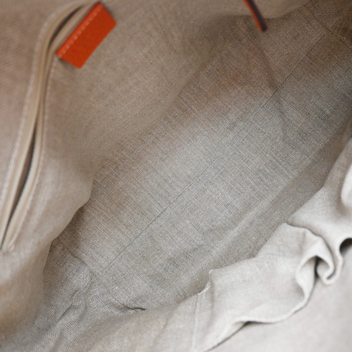 Gucci Gucci GG Charm Convertible Dome Satchel Leather Medium Oranje