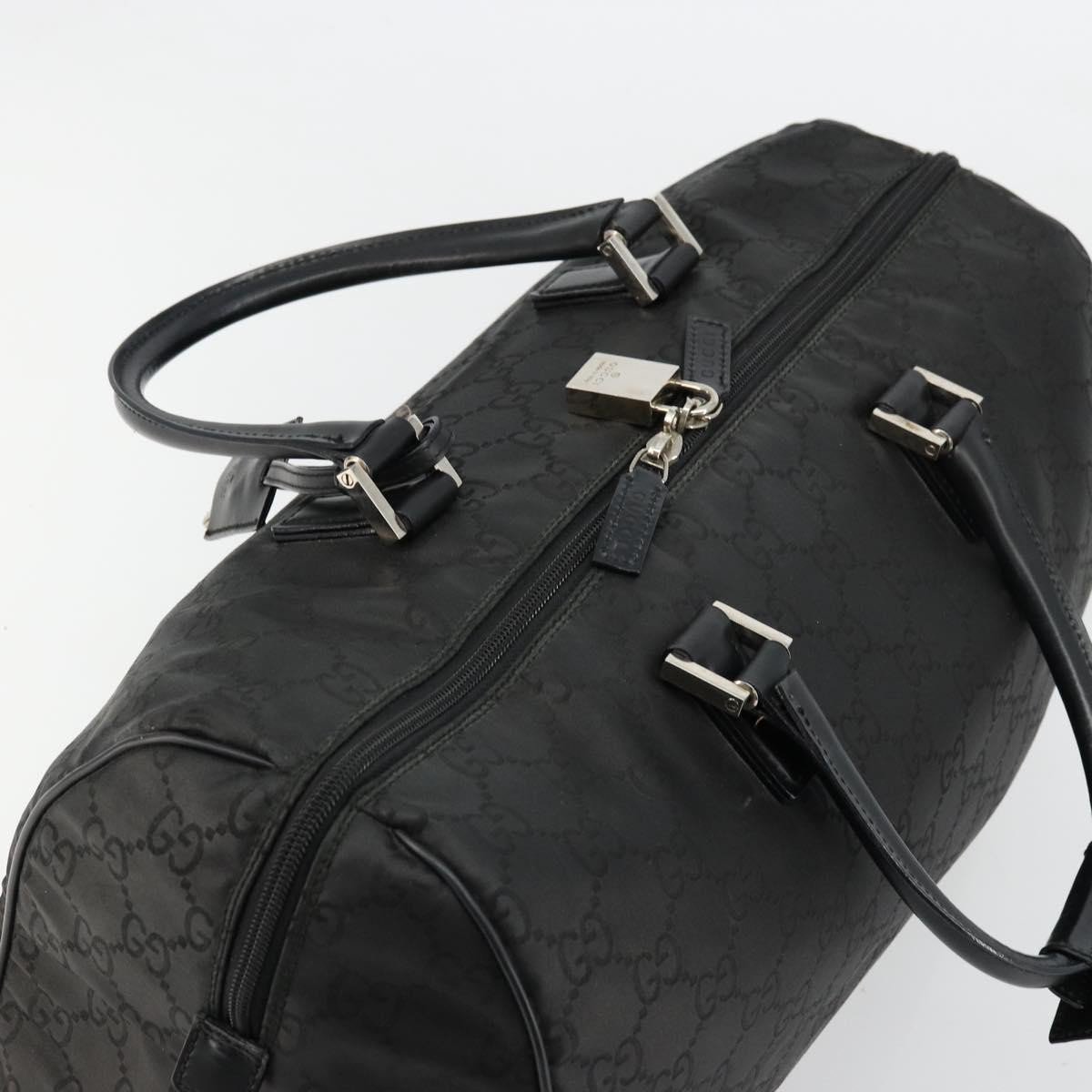 Gucci Gucci Duffle Bag Jumbo GG Embossed Leather Small Zwart