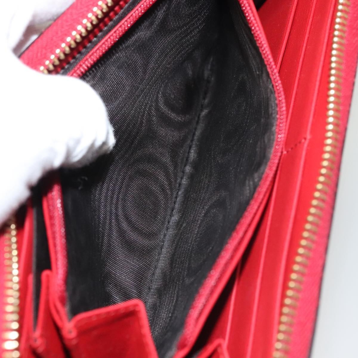 Gucci Gucci Bamboo Tassel Zip Organizer Wallet Leather Rood