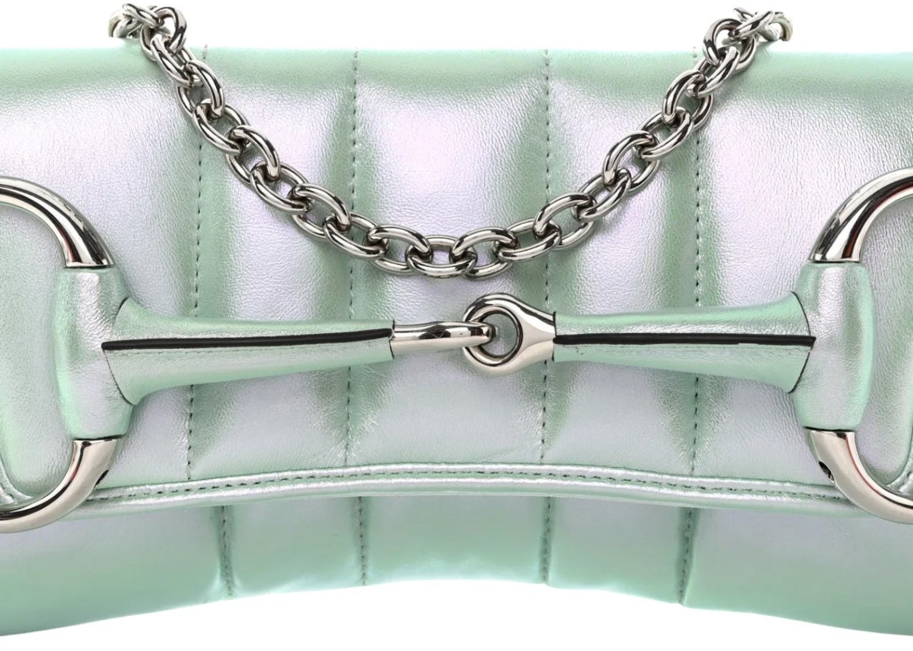 Gucci Gucci Horsebit Chain Shoulder Bag Vertical Quilted Leather Medium Divers