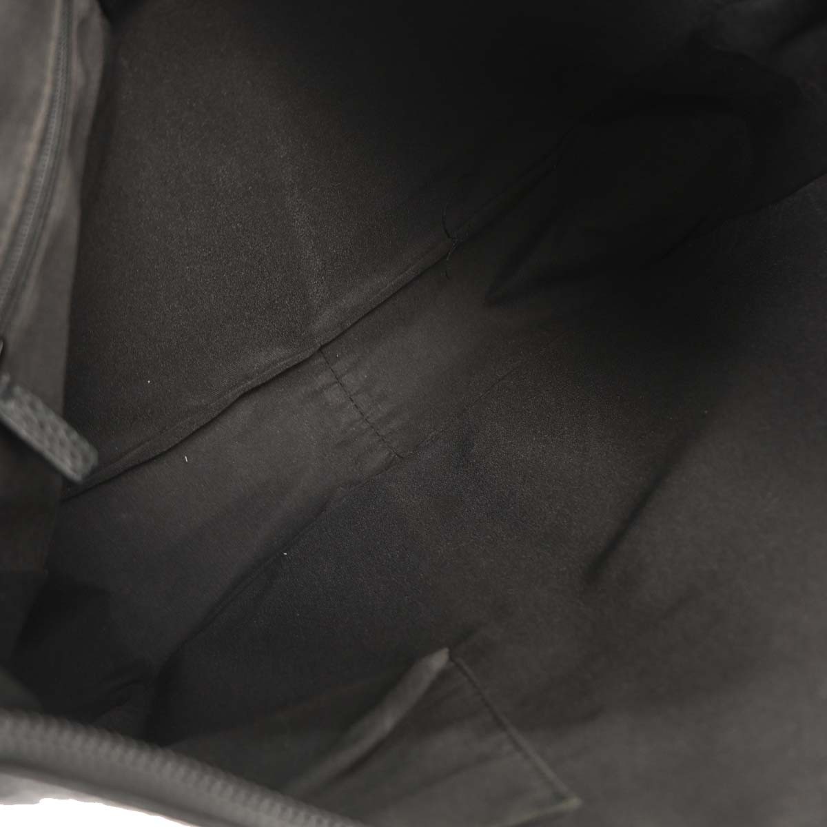 Gucci Gucci Abbey Pocket Hobo GG Canvas Medium Grijs