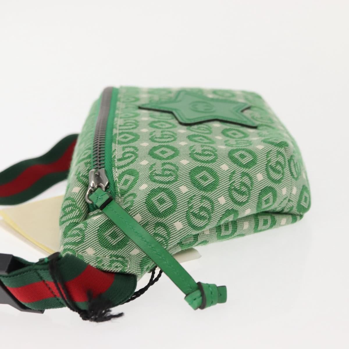 Gucci Waist Pouch Belt Bag GG Canvas Groen