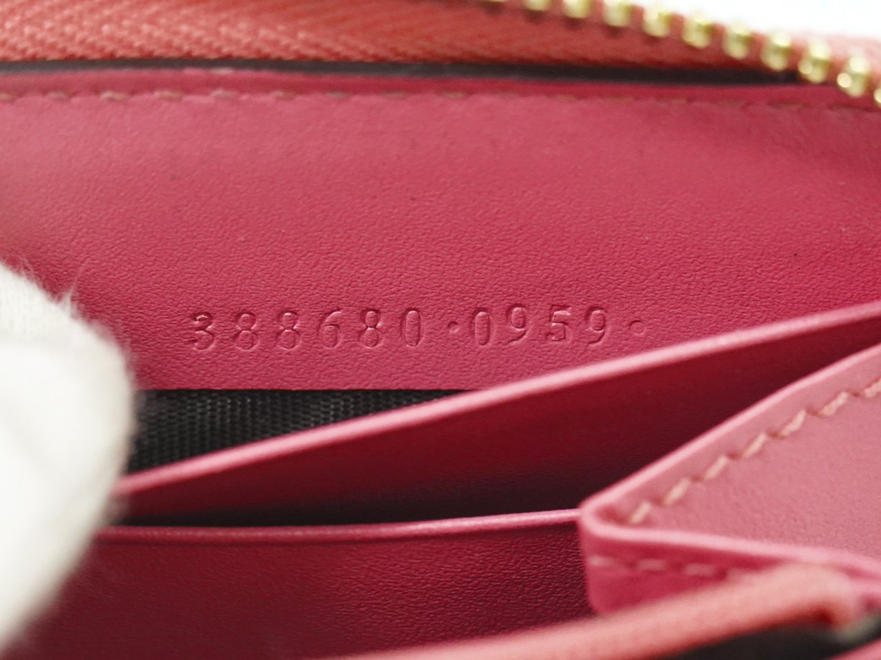 Gucci Zip Around Wallet (Outlet) Microguccissima Leather Long Roze