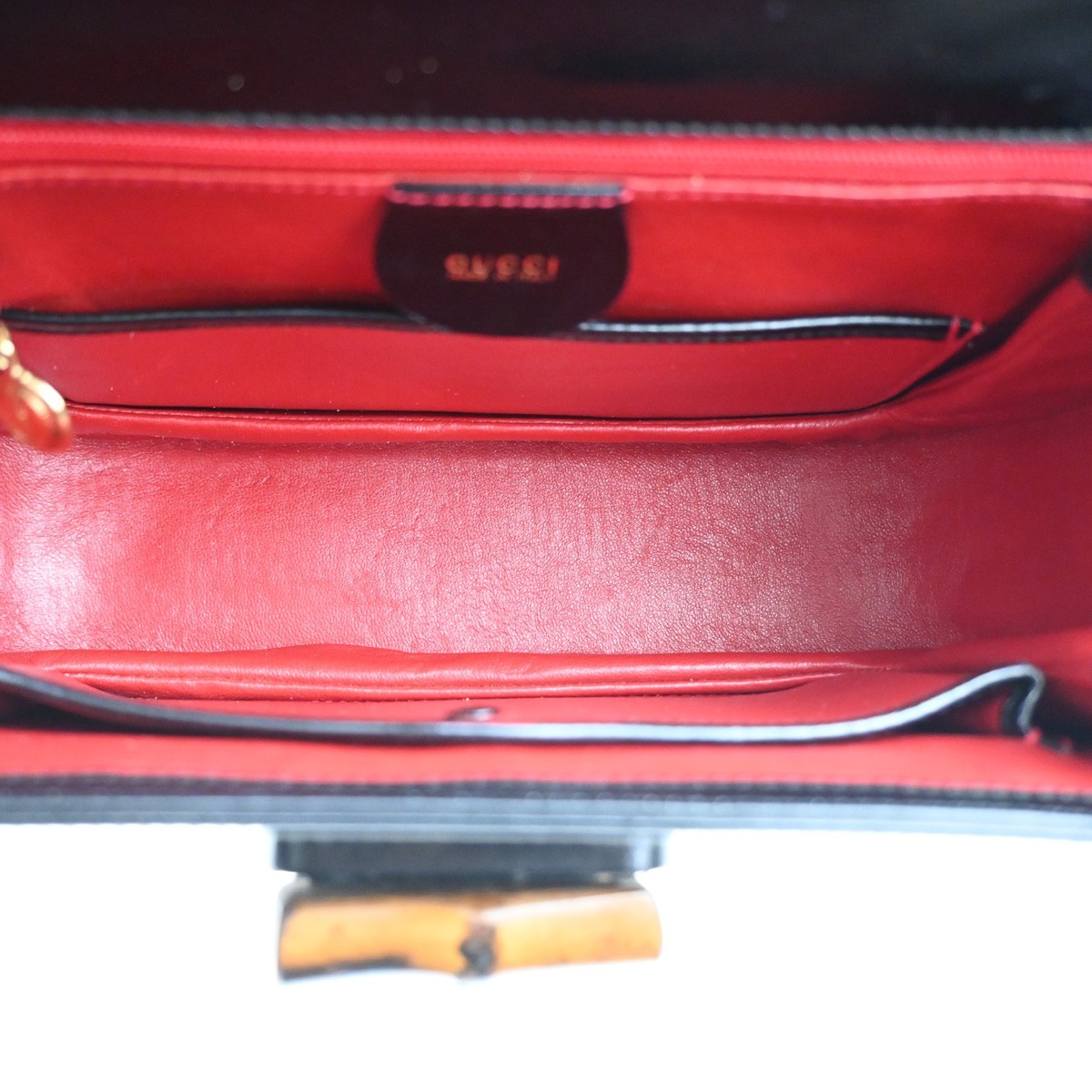 Gucci Gucci Vintage Convertible Bamboo Top Handle Bag Leather Medium Zwart