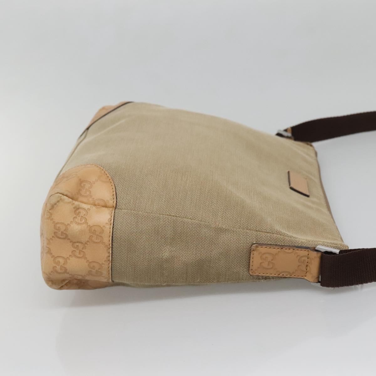 Gucci Gucci Original Messenger GG Canvas Medium Beige