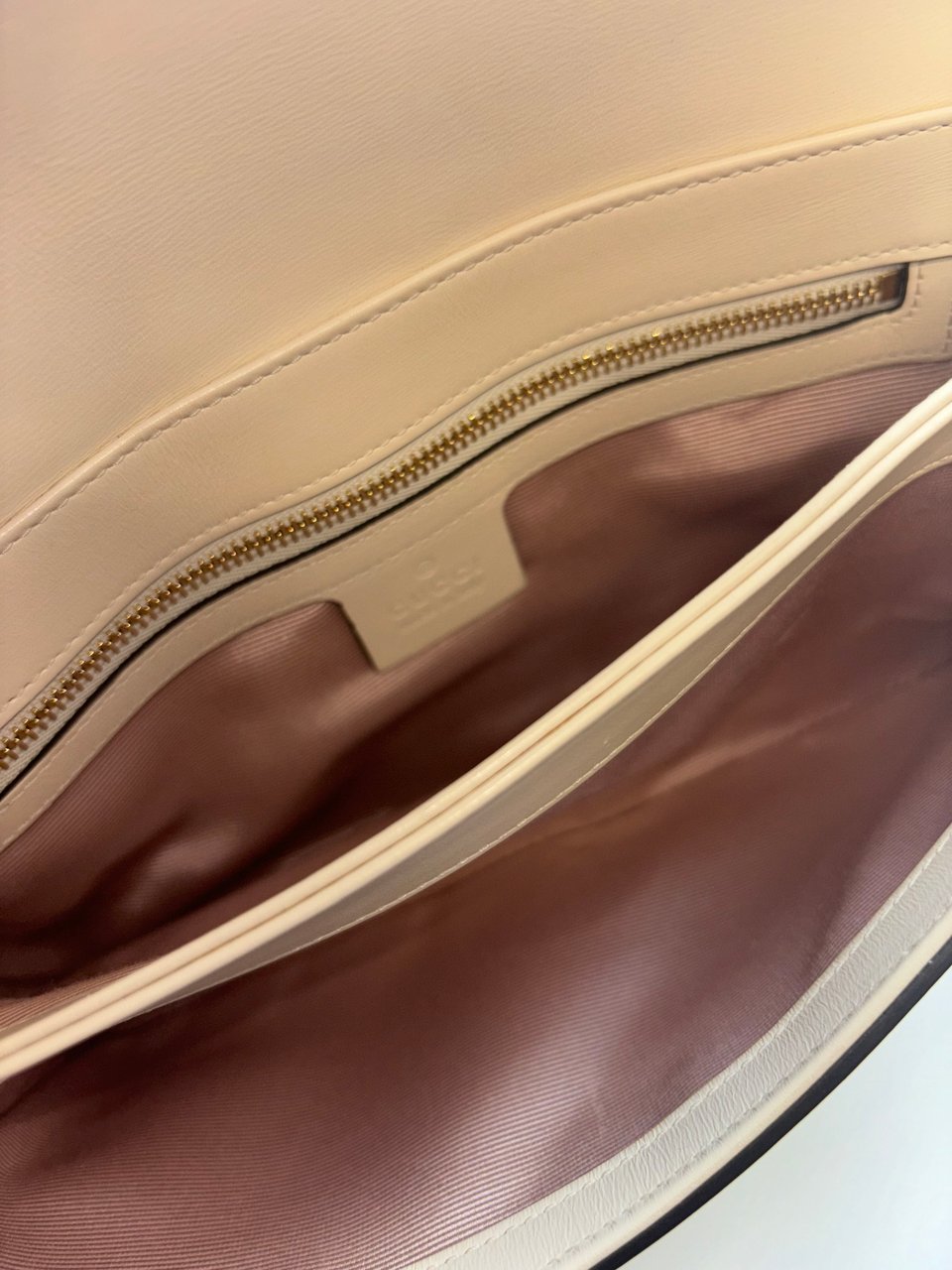 Gucci Gucci Arli Shoulder Bag Leather Small Wit