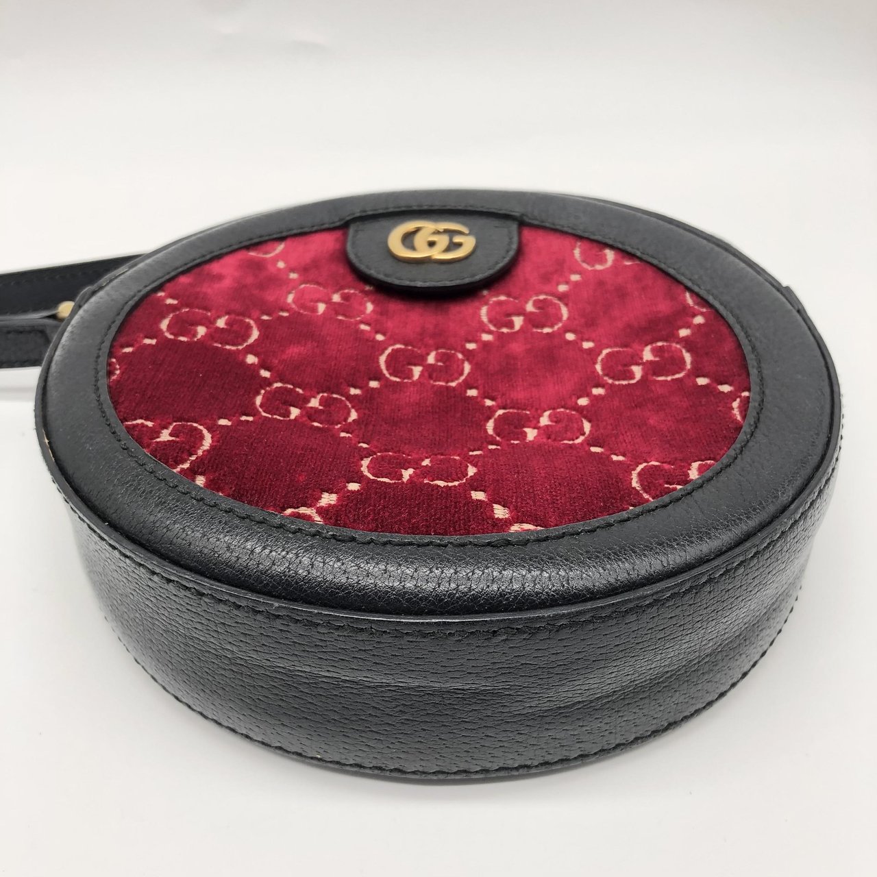 Gucci GG Marmont Round Velvet and Leather Divers