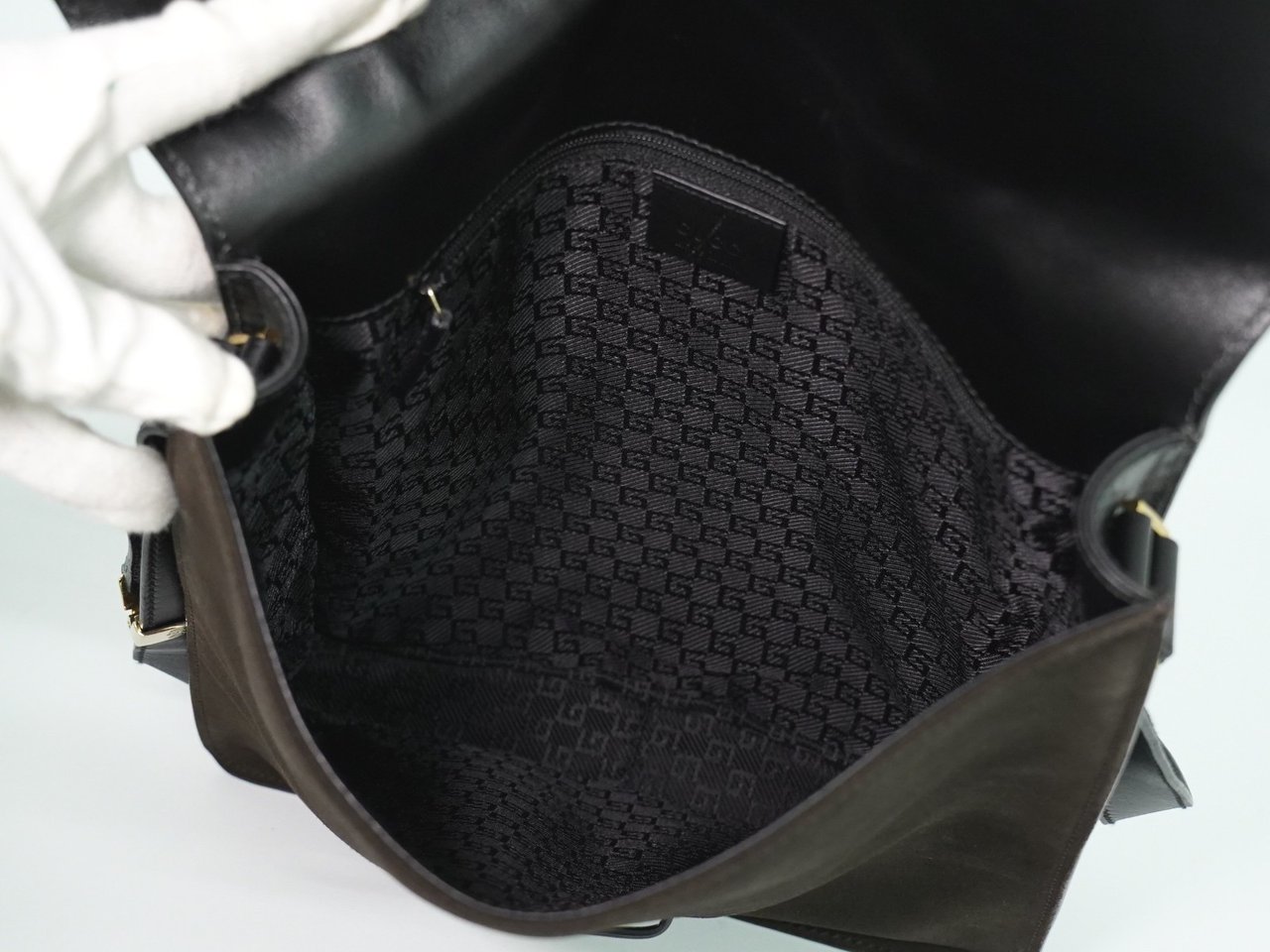 Gucci Gucci Tiger Head Shoulder bag Suede Bruin