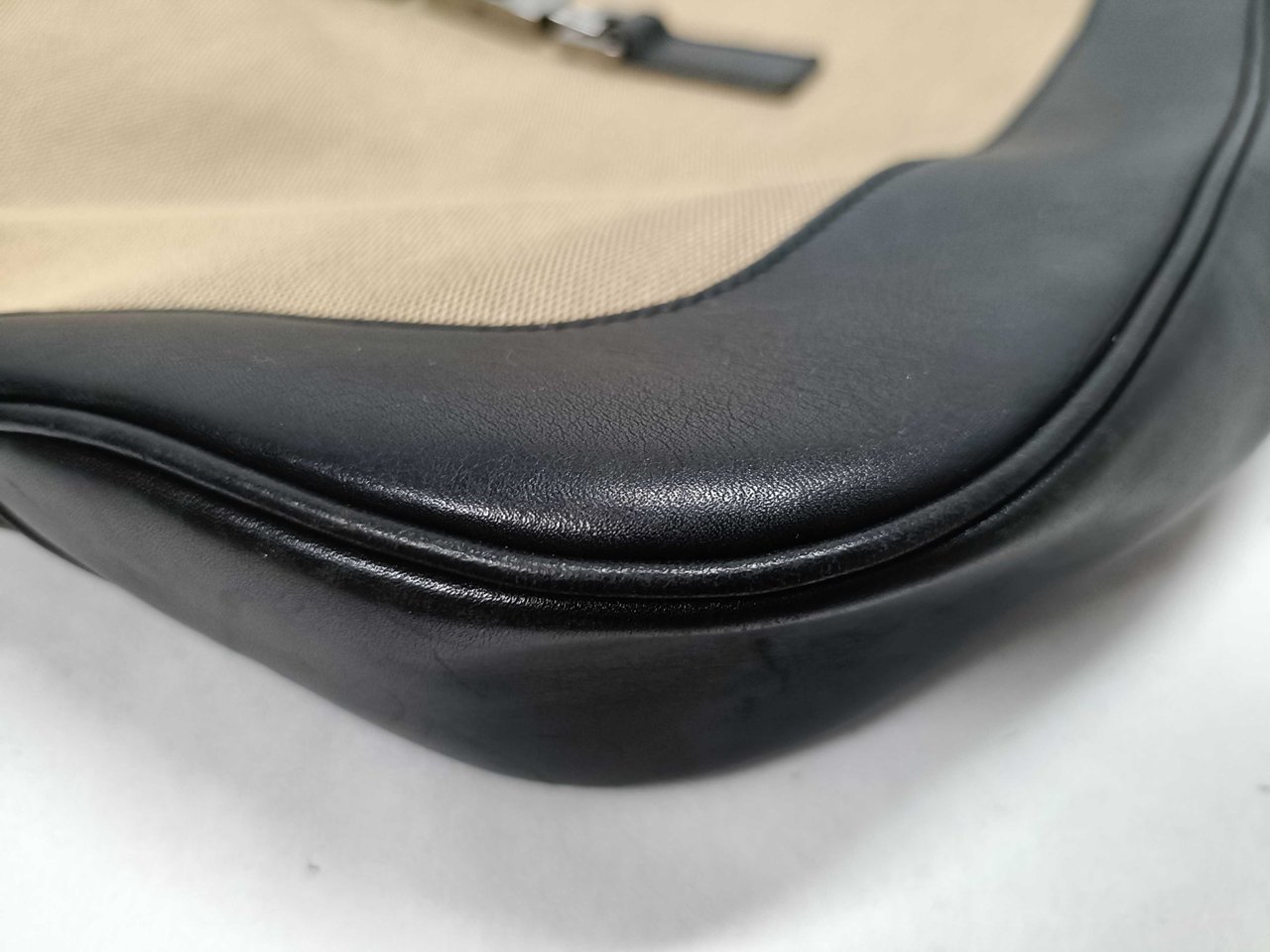 Gucci Vintage Jackie Canvas Large Beige